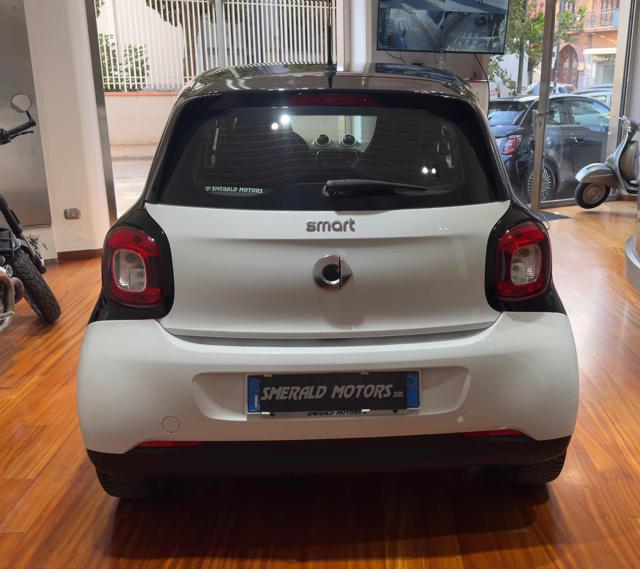 SMART ForFour usata, con Autoradio