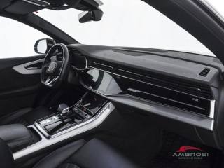 AUDI Q8 usata 11