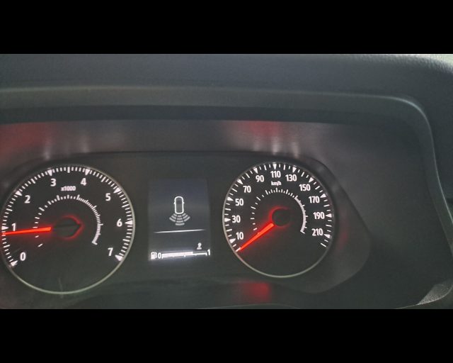NISSAN Primastar usata, con Start/Stop Automatico