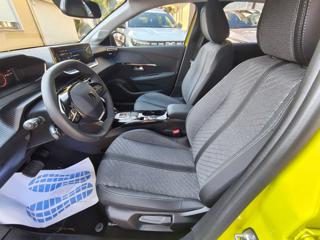 PEUGEOT 208 usata, con Autoradio