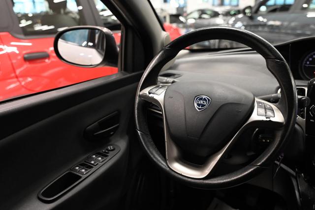 LANCIA Ypsilon usata, con Immobilizzatore elettronico