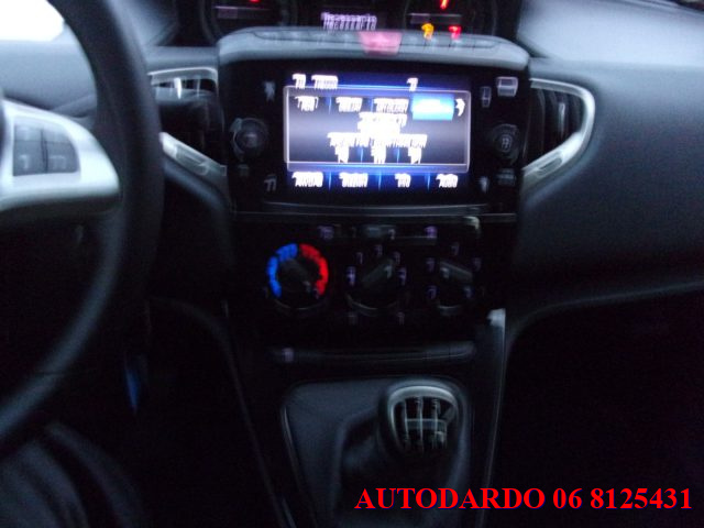 LANCIA Ypsilon usata 16