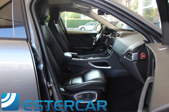 JAGUAR F-Pace usata, con USB