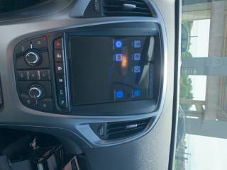 OPEL Astra usata, con USB