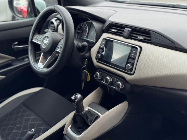 NISSAN Micra usata, con USB