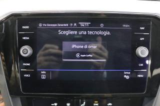 VOLKSWAGEN Passat Variant usata, con ESP