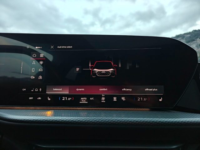 AUDI Q5 usata, con Volante multifunzione