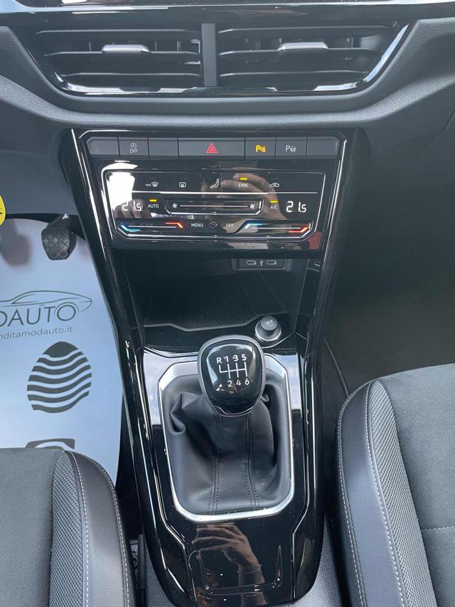 VOLKSWAGEN T-Roc usata, con Volante in pelle