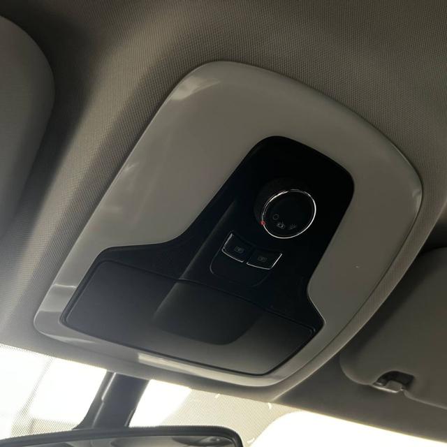 EMC Sei usata, con Fari LED