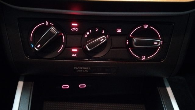 SEAT Arona usata 26