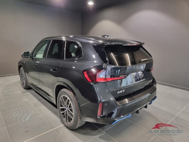 BMW iX1 usata 3