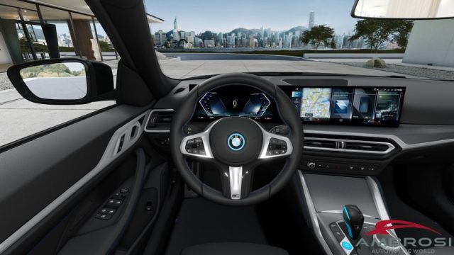 BMW i4 usata 11
