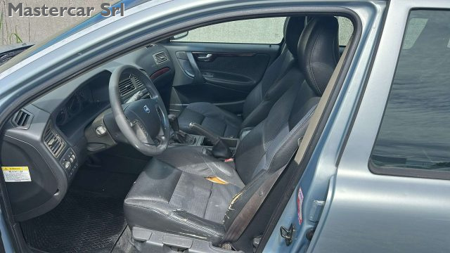 VOLVO V70 usata 6