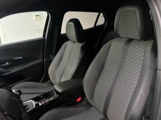 PEUGEOT 2008 usata, con Specchietti laterali elettrici