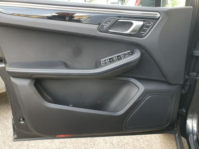 PORSCHE Macan usata, con Controllo trazione