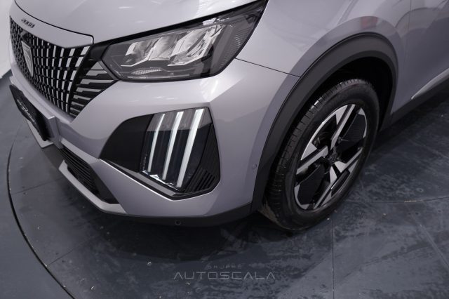 PEUGEOT 2008 usata, con Sensori di parcheggio posteriori