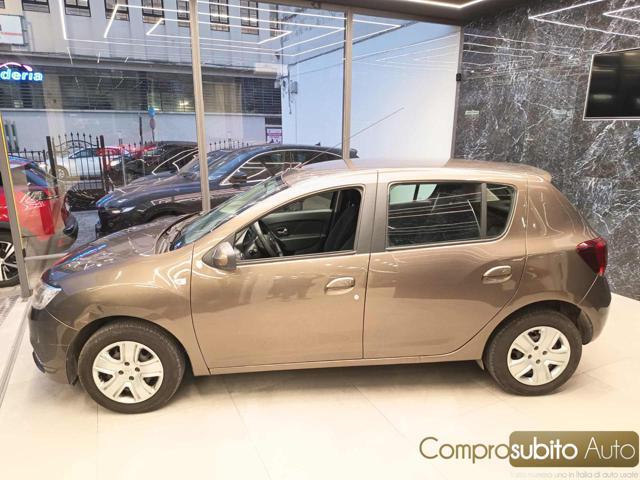 DACIA Sandero usata, con Autoradio