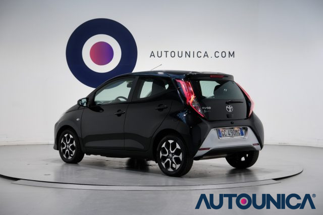 TOYOTA Aygo usata, con Tettuccio apribile