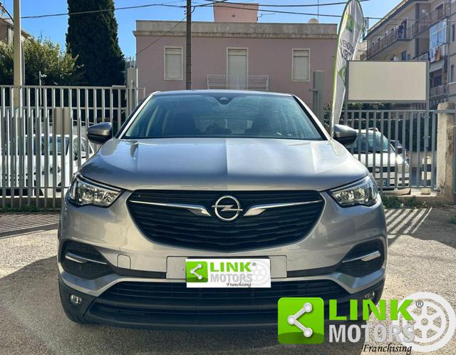 OPEL Grandland X usata, con Airbag