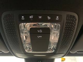 MERCEDES-BENZ A 180 usata, con Autoradio digitale