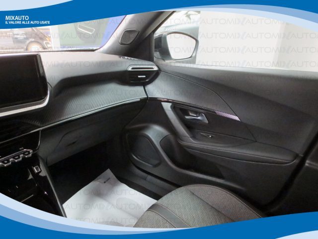 PEUGEOT 2008 usata, con Climatizzatore
