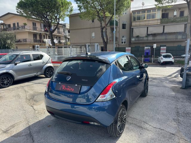LANCIA Ypsilon usata, con Boardcomputer