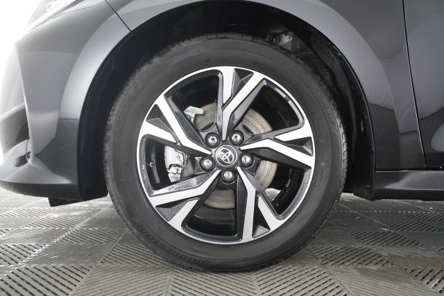 TOYOTA Yaris usata 14