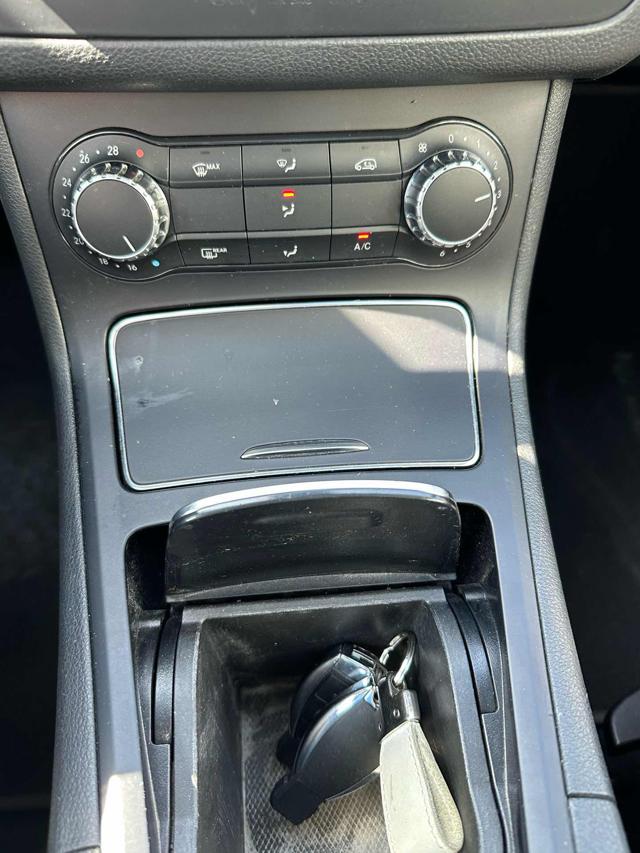 MERCEDES-BENZ B 200 usata, con USB