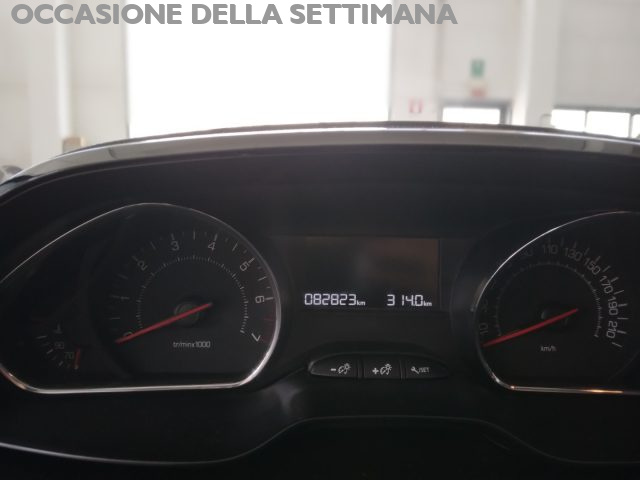 PEUGEOT 208 usata, con Airbag