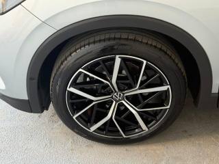 VOLKSWAGEN Tiguan usata, con Sensore di luce