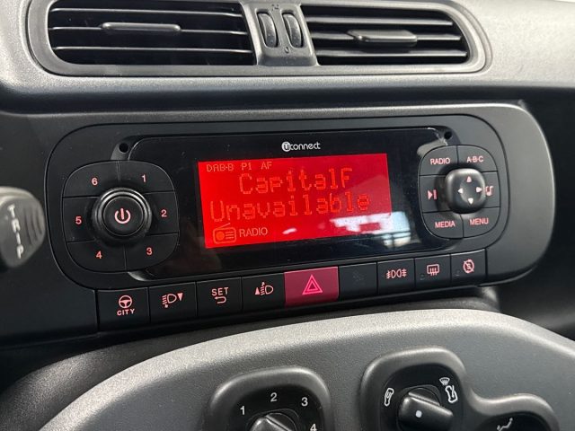 FIAT Panda Cross usata, con Autoradio digitale