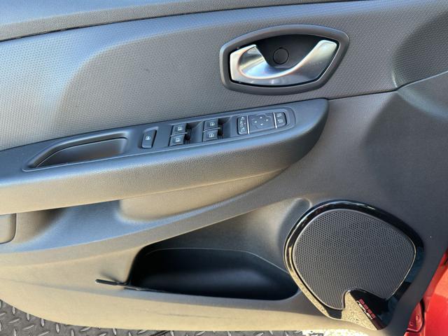 RENAULT Clio usata, con Climatizzatore