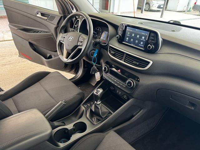 HYUNDAI Tucson usata 25