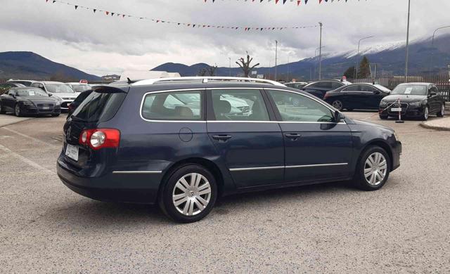 VOLKSWAGEN Passat usata 10