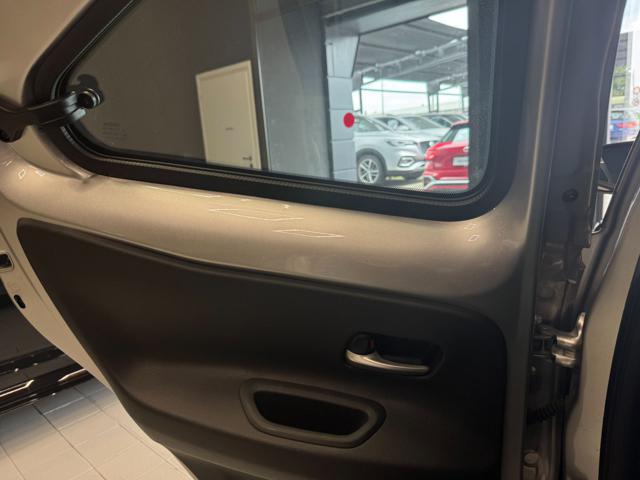 TOYOTA Aygo X usata, con USB
