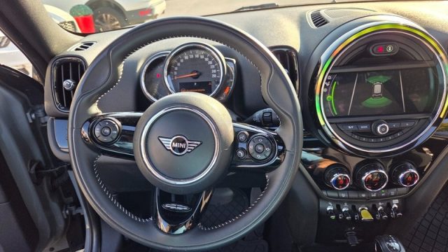 MINI Cooper SE Countryman usata, con Sistema di navigazione