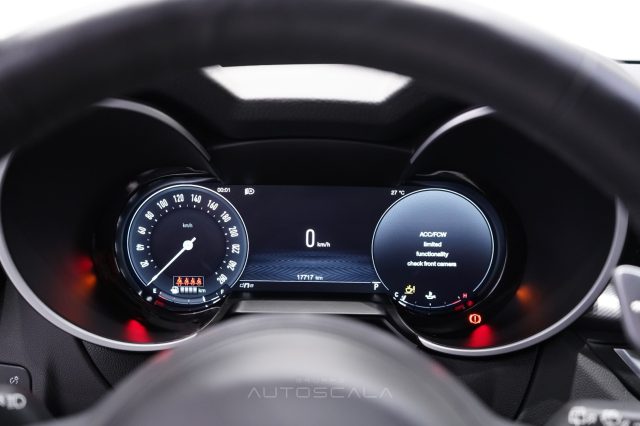 ALFA ROMEO Stelvio usata, con Luci diurne LED