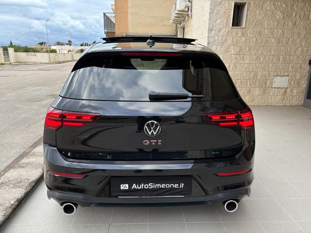 VOLKSWAGEN Golf usata, con Autoradio