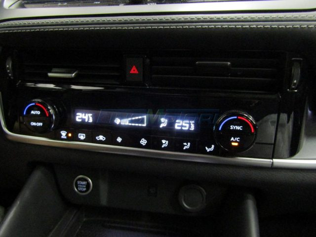 NISSAN Qashqai usata, con Luci diurne LED