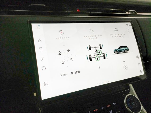 LAND ROVER Range Rover Sport usata, con Sistema di navigazione