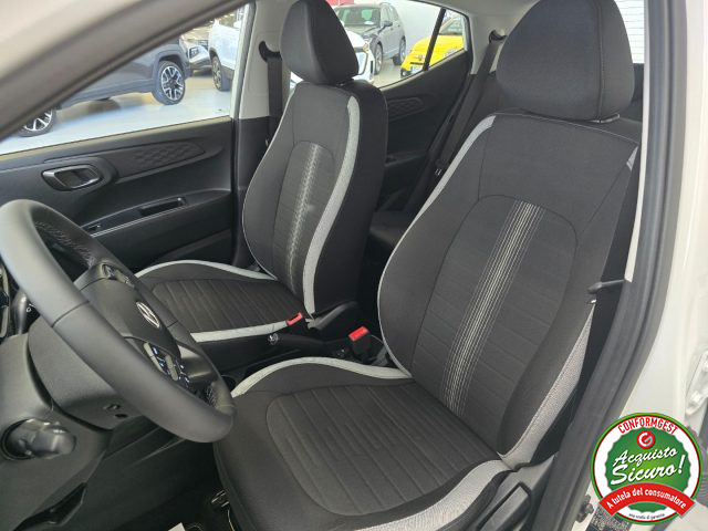 HYUNDAI i10 usata, con Frenata d