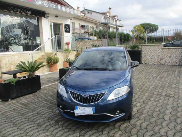 LANCIA Ypsilon usata, con Airbag