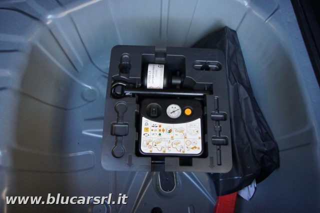 RENAULT Captur usata, con Fari LED