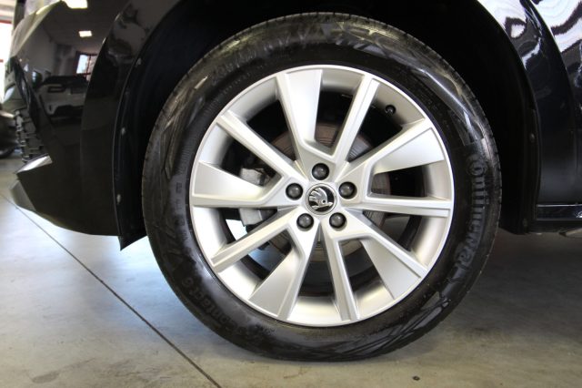 SKODA Kamiq usata, con USB