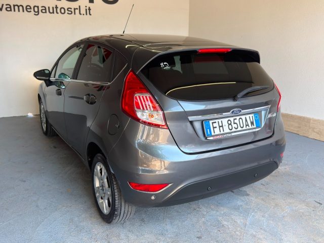 FORD Fiesta usata, con Chiusura centralizzata