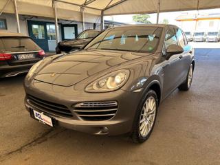 PORSCHE Cayenne 3.0 Diesel con Gancio Traino