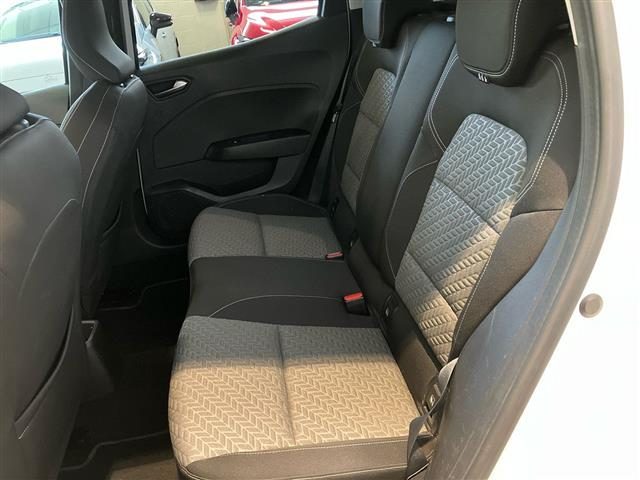 RENAULT Clio usata, con Sensori di parcheggio posteriori