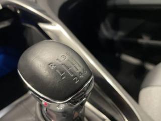 PEUGEOT 5008 usata, con Bracciolo