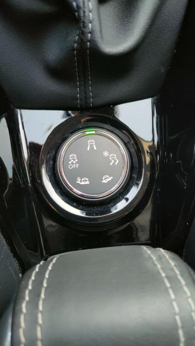 PEUGEOT 2008 usata, con Cerchi in lega