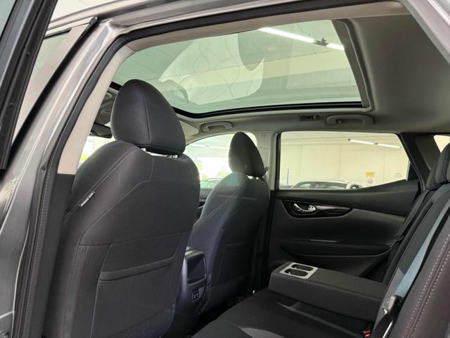 NISSAN Qashqai usata, con Sensore di luce